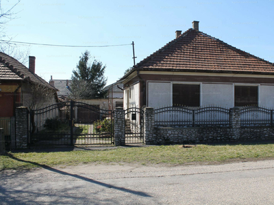 Eladó családi ház - Miskolc, Új élet utca