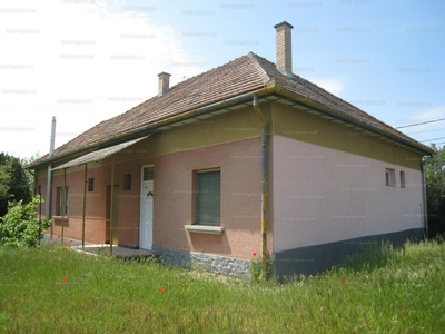 Eladó családi ház - Mogyoród, Újfalu