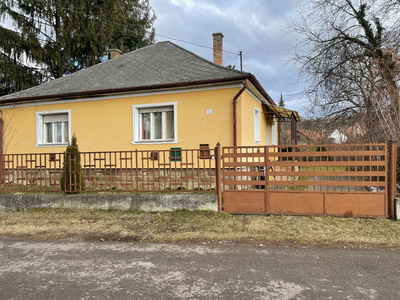 Eladó családi ház - Szilvásvárad, Patak utca