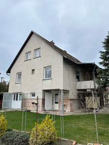Eladó családi ház - Tata, Feszty Árpád utca
