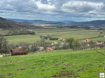 Eladó hétvégi házas nyaraló - Monostorapáti, Veszprém megye