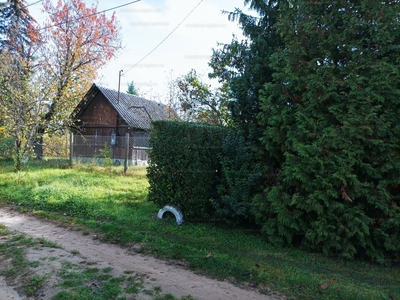 Eladó hétvégi házas nyaraló - Oroszlány, Sügér utca