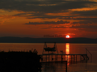 Eladó jó állapotú lakás - Balatonőszöd