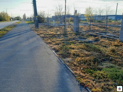 Eladó lakóövezeti telek - Balatonboglár, Somogy megye