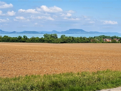 Eladó lakóövezeti telek - Balatonkeresztúr, Somogy megye