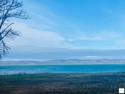 Eladó lakóövezeti telek - Balatonszárszó, Üdülőövezet