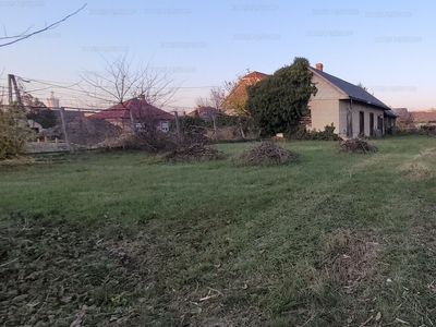 Eladó lakóövezeti telek - Balmazújváros, Hajdú-Bihar megye