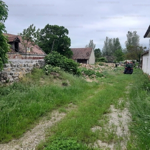 Eladó lakóövezeti telek - Örvényes, Veszprém megye