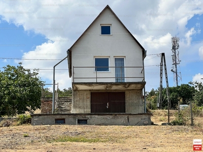 Eladó lakóövezeti telek - Pákozd, Belsőhegy