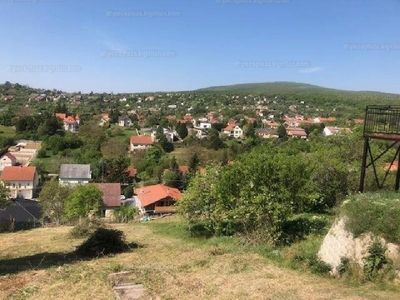 Eladó lakóövezeti telek - Pécs, Gólya dűlő