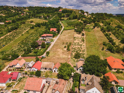 Eladó lakóövezeti telek - Szekszárd, Hébér utca 3.