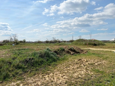 Eladó lakóövezeti telek - Szombathely, Oladidomb