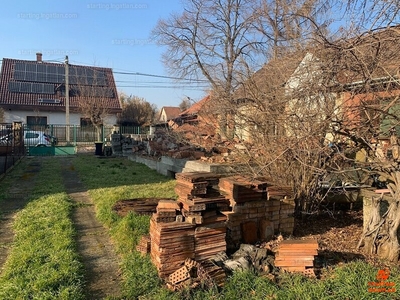 Eladó lakóövezeti telek - XVIII. kerület, Rím utca