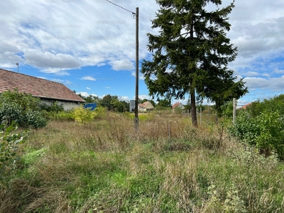 Eladó lakóövezeti telek - Zámoly, Petőfi utca