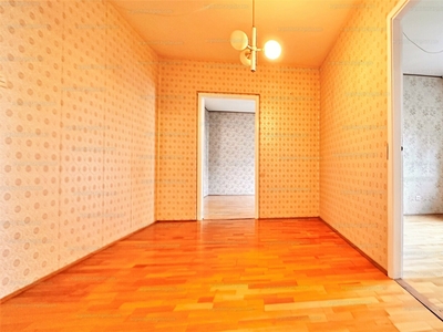 Eladó panel lakás - Dunakeszi, Alsótabán