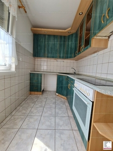 Eladó panel lakás - Tatabánya, Sárberki lakótelep