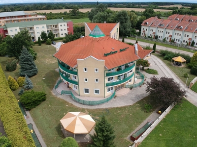 Eladó szálloda, hotel, panzió - Zalakaros, Zala megye