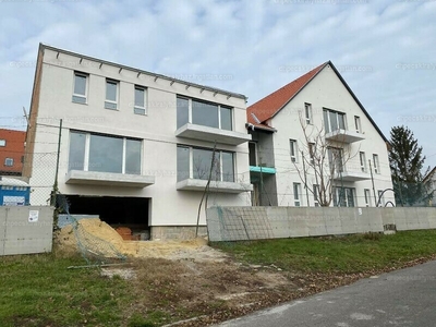 Eladó tégla lakás - Pécs, Diós