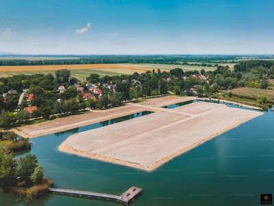 Eladó üdülőövezeti telek - Fadd, Dombori