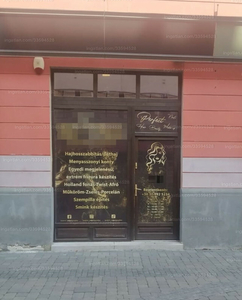 Eladó utcai bejáratos üzlethelyiség - Nyíregyháza, Zrínyi Ilona utca 2.