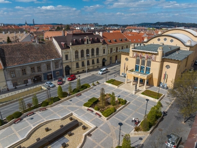 Eladó vegyes (lakó- és kereskedelmi) terület - Sopron, Petőfi tér