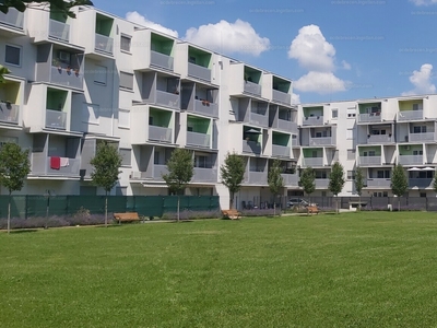 Eladó tégla lakás - Debrecen, Ispotály utca