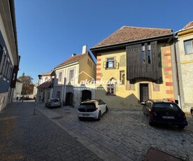 Kiadó felújított lakás - Sopron