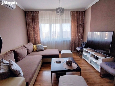 Eladó Derkovits utcai 2 szobás panel lakás