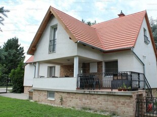 Eladó családi ház Balatonalmádi