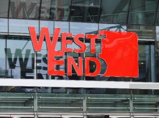 Westend City Centerben üzlethelyiség tulajdon joga eladó!