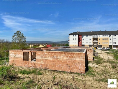 Veszprém, Láhner György utca