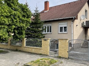 Győr, ingatlan, ház, 180 m2, 87.900.000 Ft