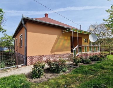 Kesznyéten, ingatlan, ház, 102 m2, 20.990.000 Ft