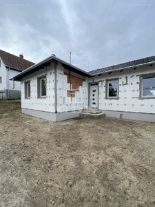 újépítésű, Bucka, Szigetszentmiklós, ingatlan, ház, 85 m2, 65.000.000 Ft