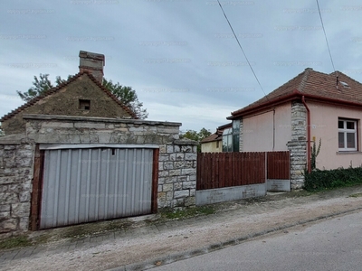 Eladó családi ház - Balatonfüred, Ófalu