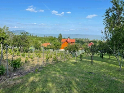 Eladó családi ház - Balatongyörök, Becehegy