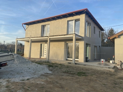 Eladó családi ház - Cserszegtomaj, V. kerület