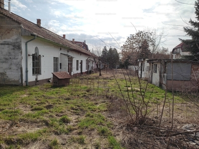 Eladó családi ház - Debrecen, Hadházi út 6.