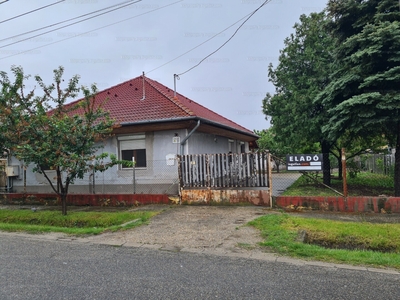 Eladó családi ház - Dunaharaszti, Munkácsy Mihály utca 36.