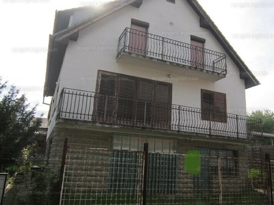 Eladó családi ház - Pécs, Rigóder