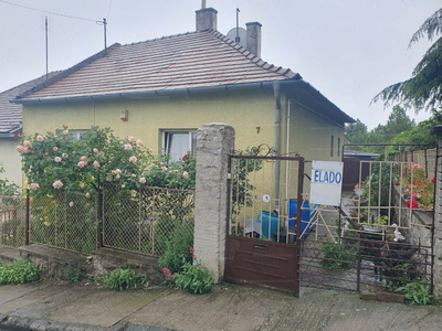 Eladó családi ház - Pécs, Tátra utca 7.