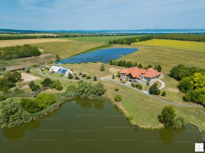 Eladó családi ház - Siófok, Töreki