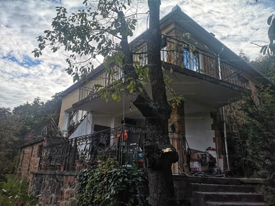 Eladó családi ház - Szentendre, Pest megye
