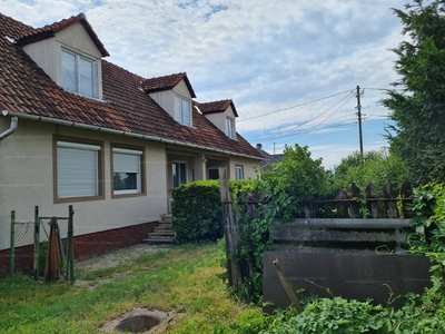 Eladó családi ház - Tapolca, Veszprém megye