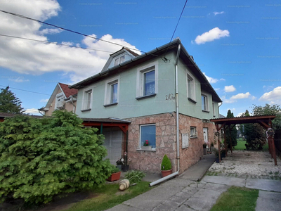 Eladó családi ház - Tata, Komárom-Esztergom megye