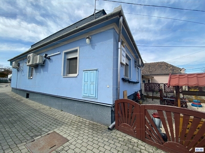 Eladó családi ház - Tatabánya, Ady Endre utca