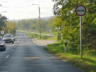 Eladó egyéb ipari ingatlan - Csomád, Pest megye