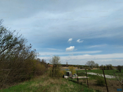 Eladó hétvégi házas nyaraló - Tordas, Páskom utca