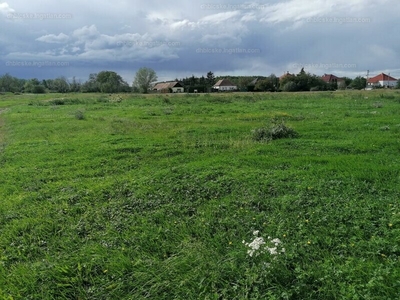 Eladó ipari terület - Cirák, Fő utca