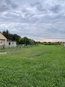 Eladó lakóövezeti telek - Bőny, Béke út